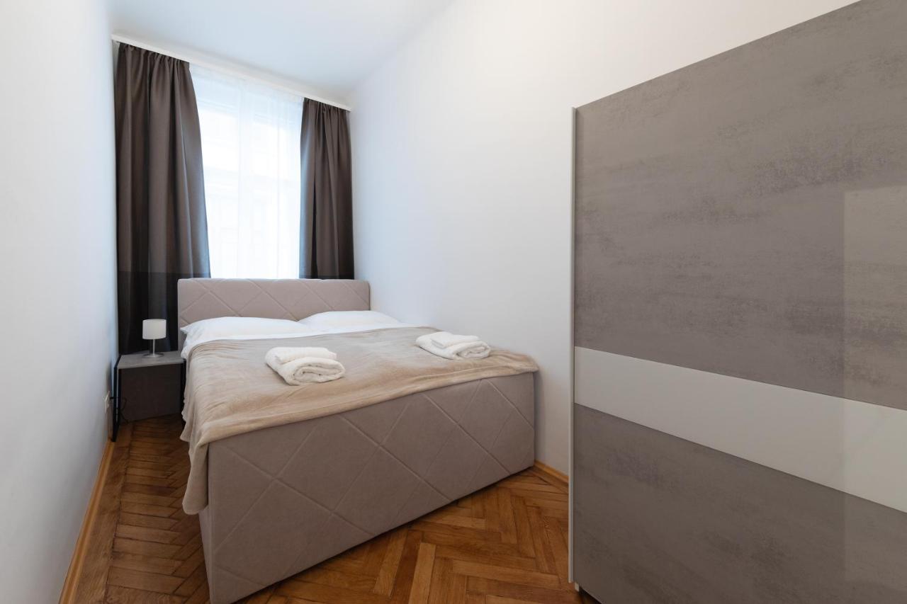 Vienna Dream Apartments City Center ภายนอก รูปภาพ
