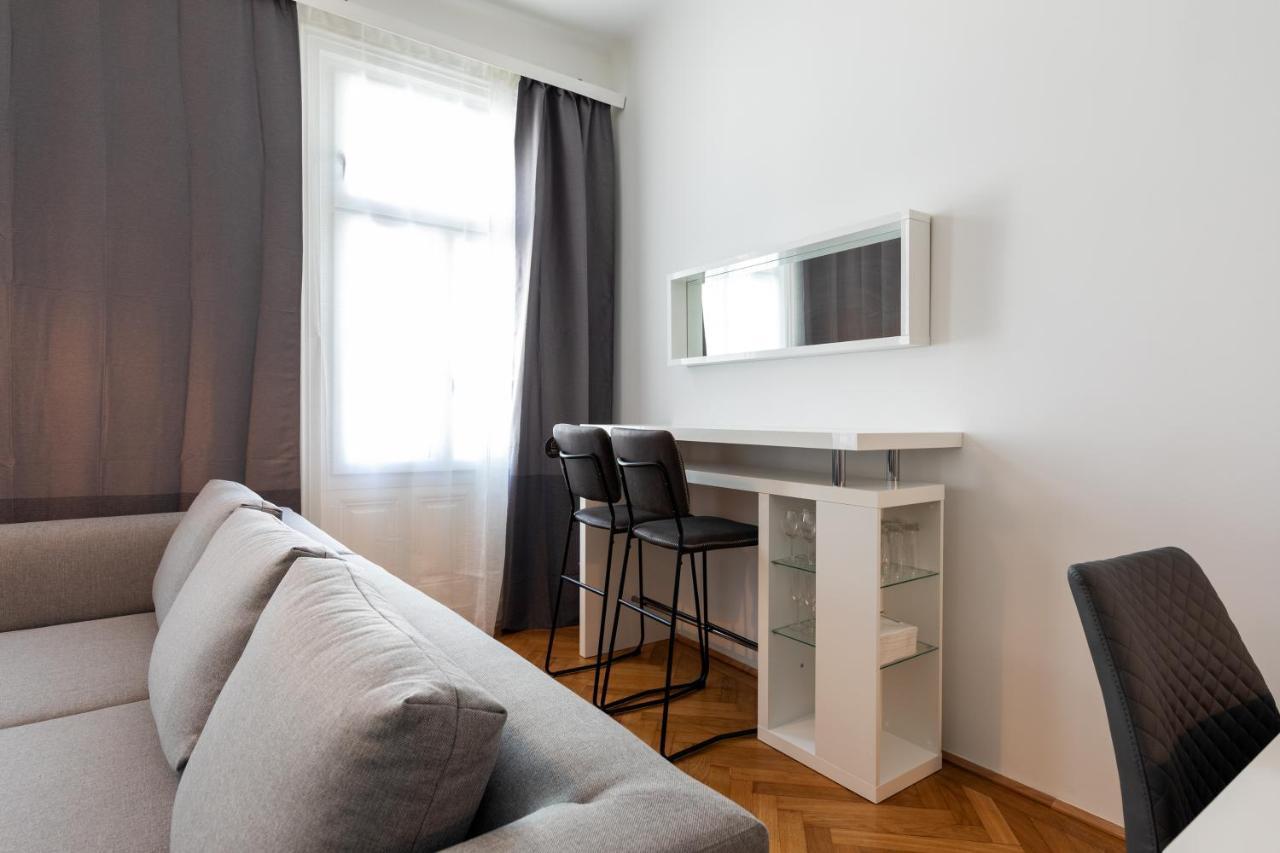 Vienna Dream Apartments City Center ภายนอก รูปภาพ