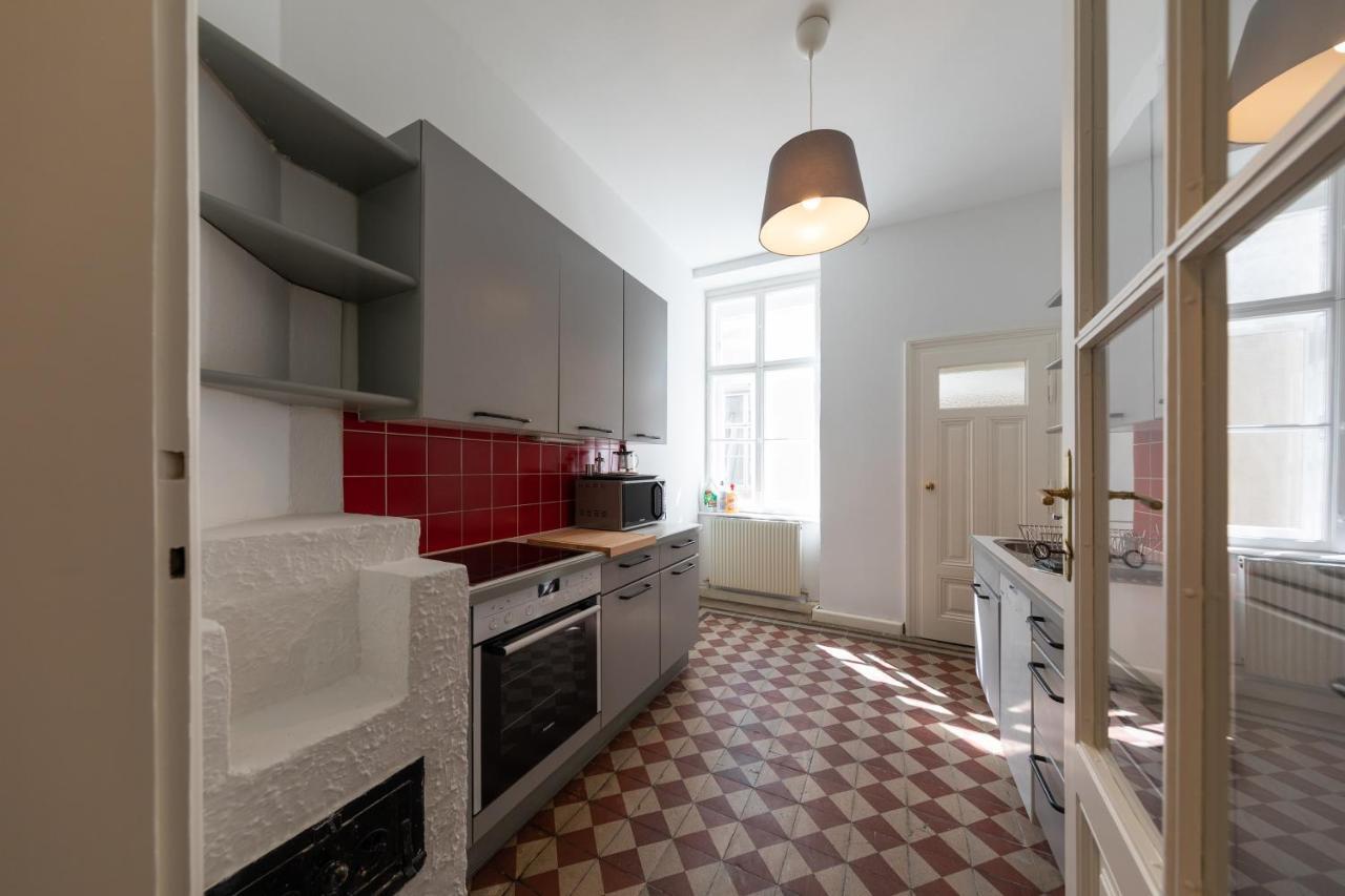 Vienna Dream Apartments City Center ภายนอก รูปภาพ