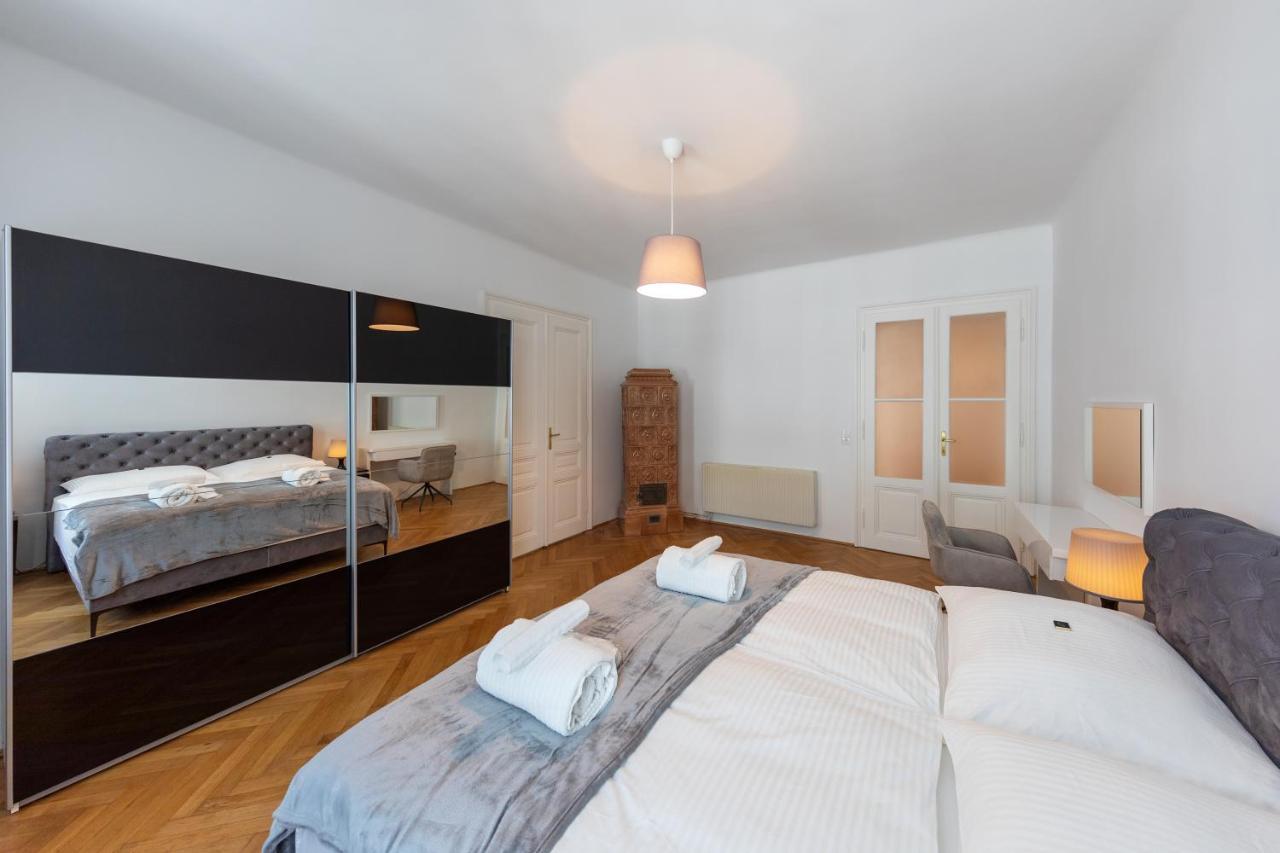 Vienna Dream Apartments City Center ภายนอก รูปภาพ